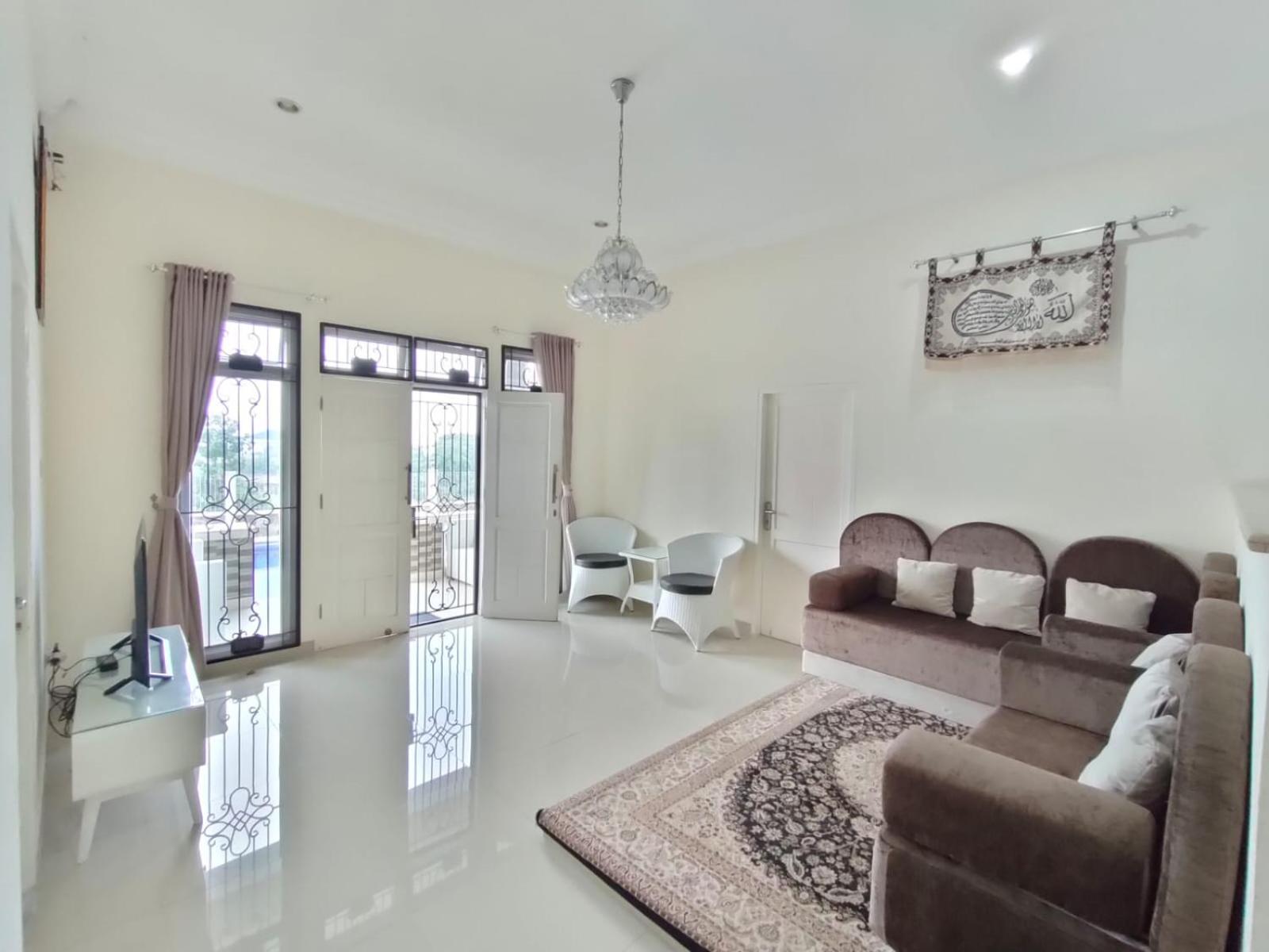Villa Kandara Hanjawar Puncak Sindanglaya Exterior photo